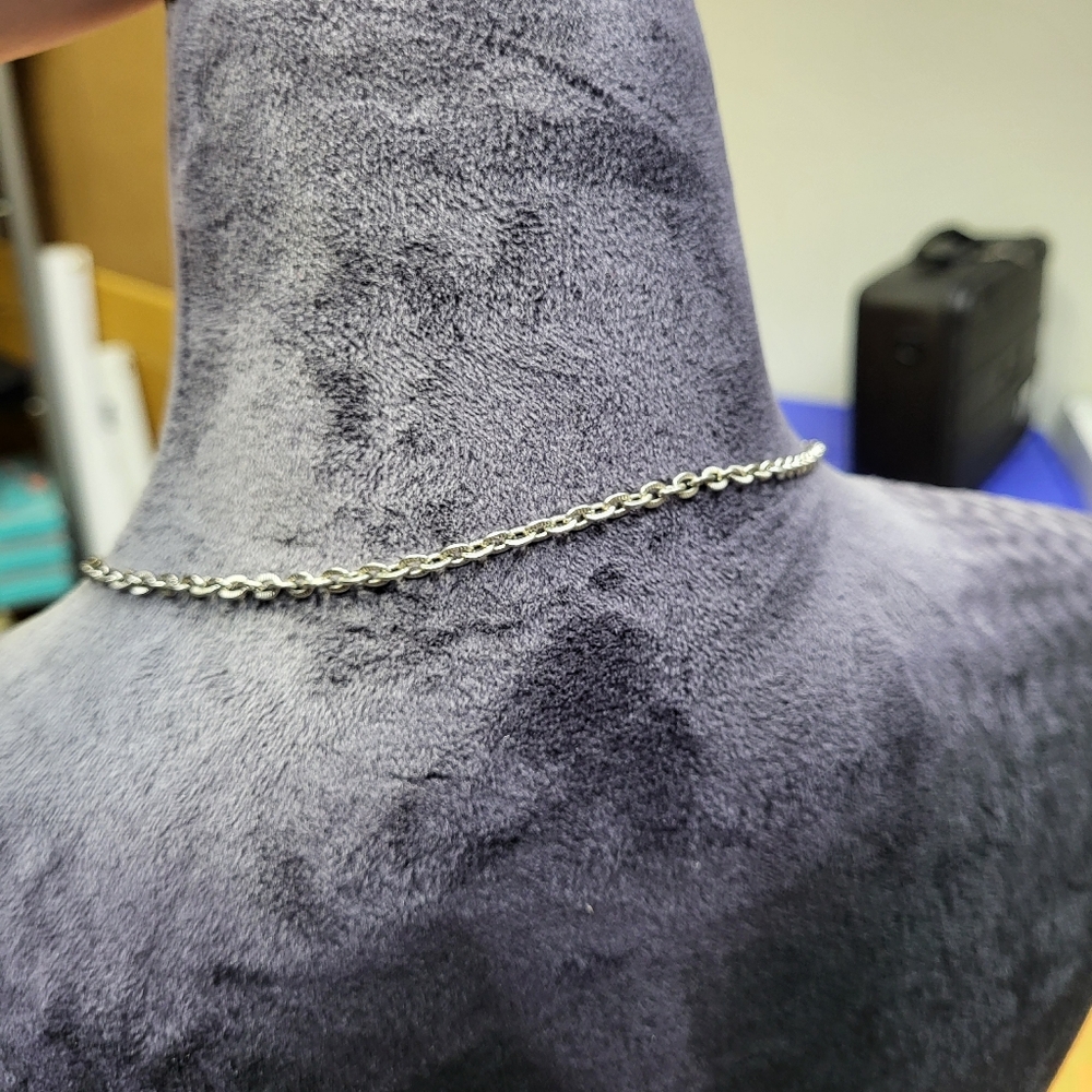 Large Rose Locket Necklace - Picture 4 of 5